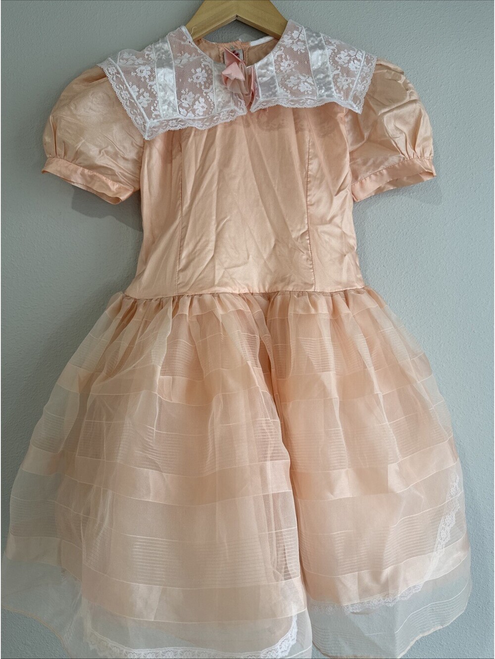 Vintage 1990s Girls' Party Dress Size 6 Kids Peach/ Apricot Taffeta Fabric Lace